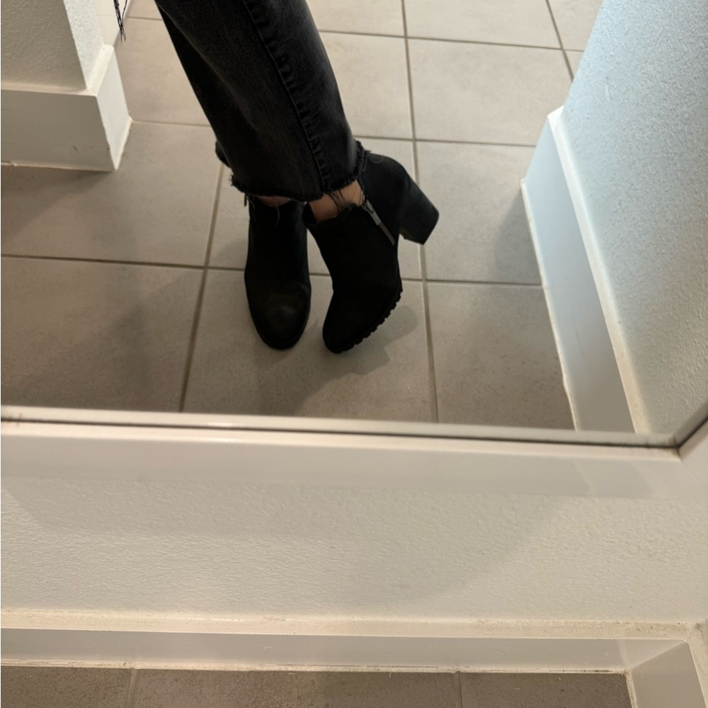 Lucky brand bootie